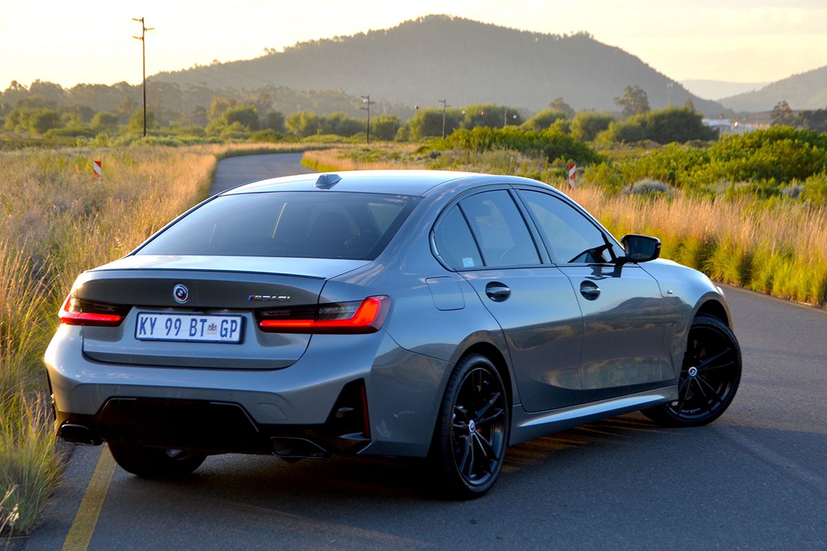 M340i