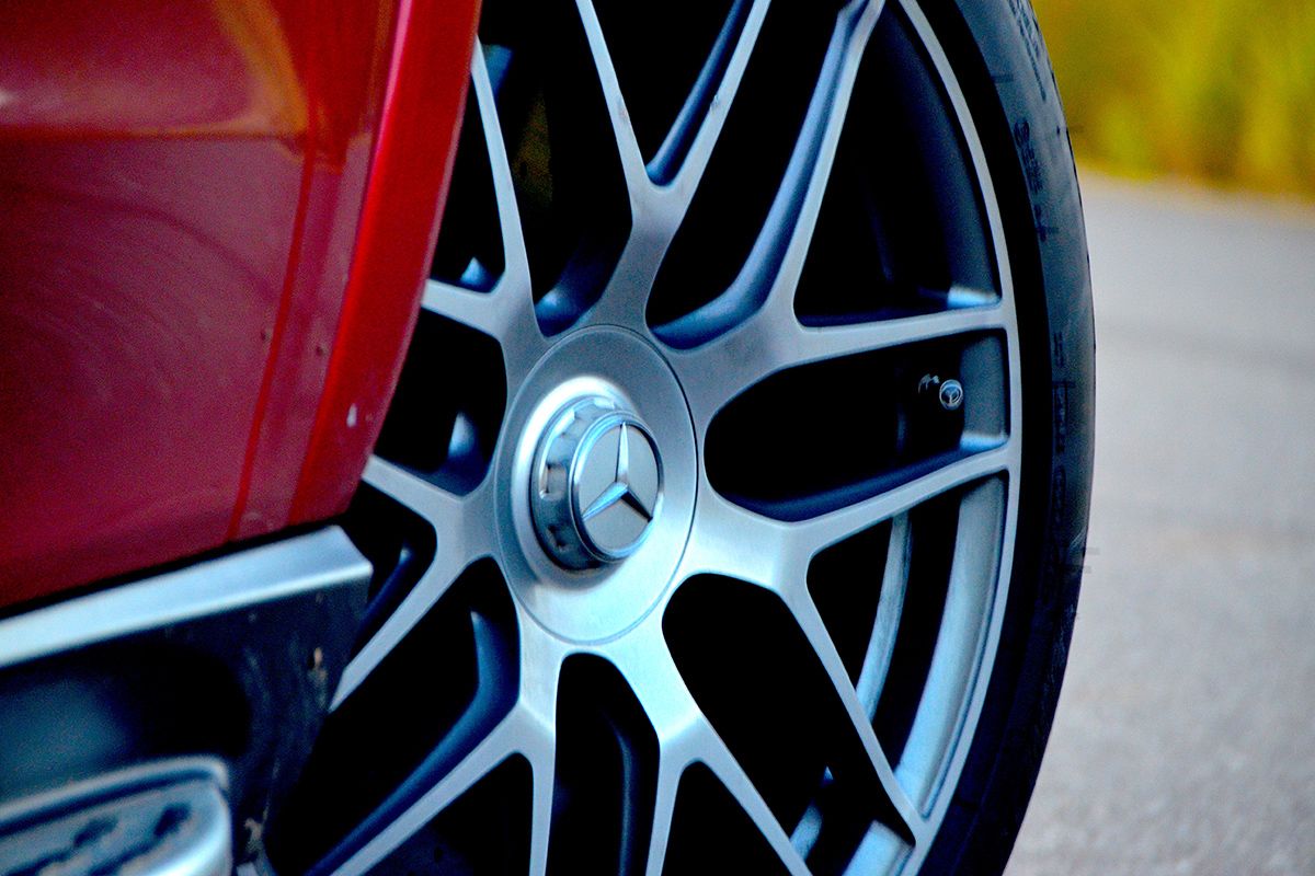 GLE 53