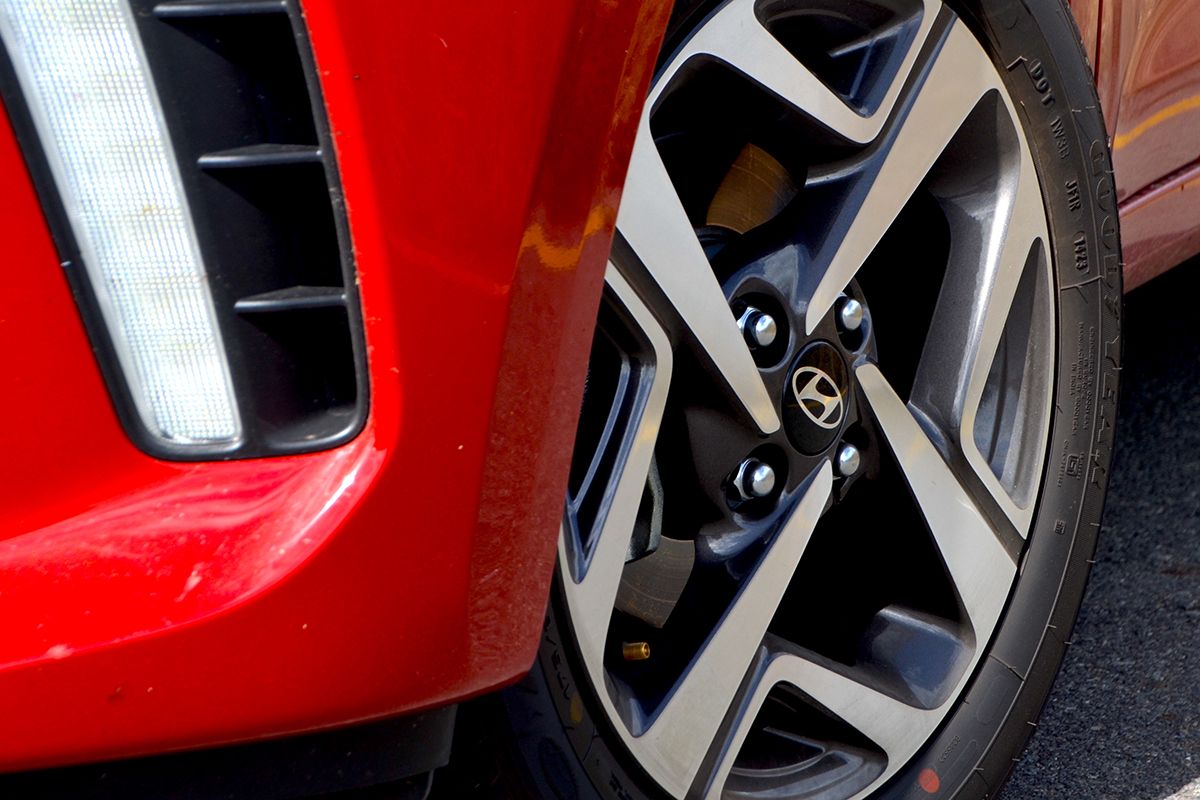 Grand i10
