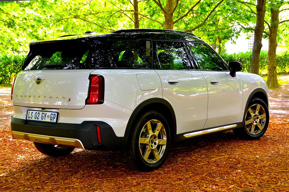 Countryman S