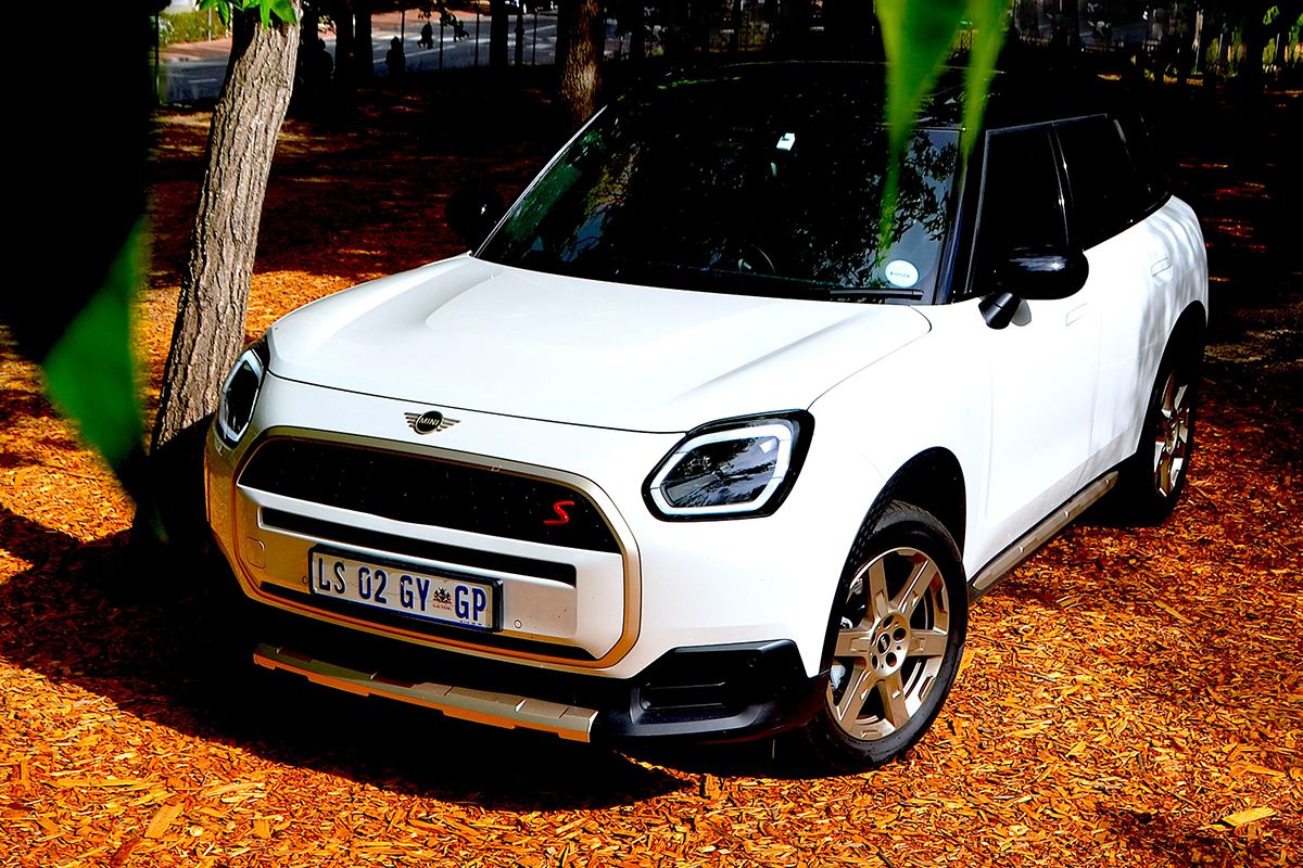 Countryman S
